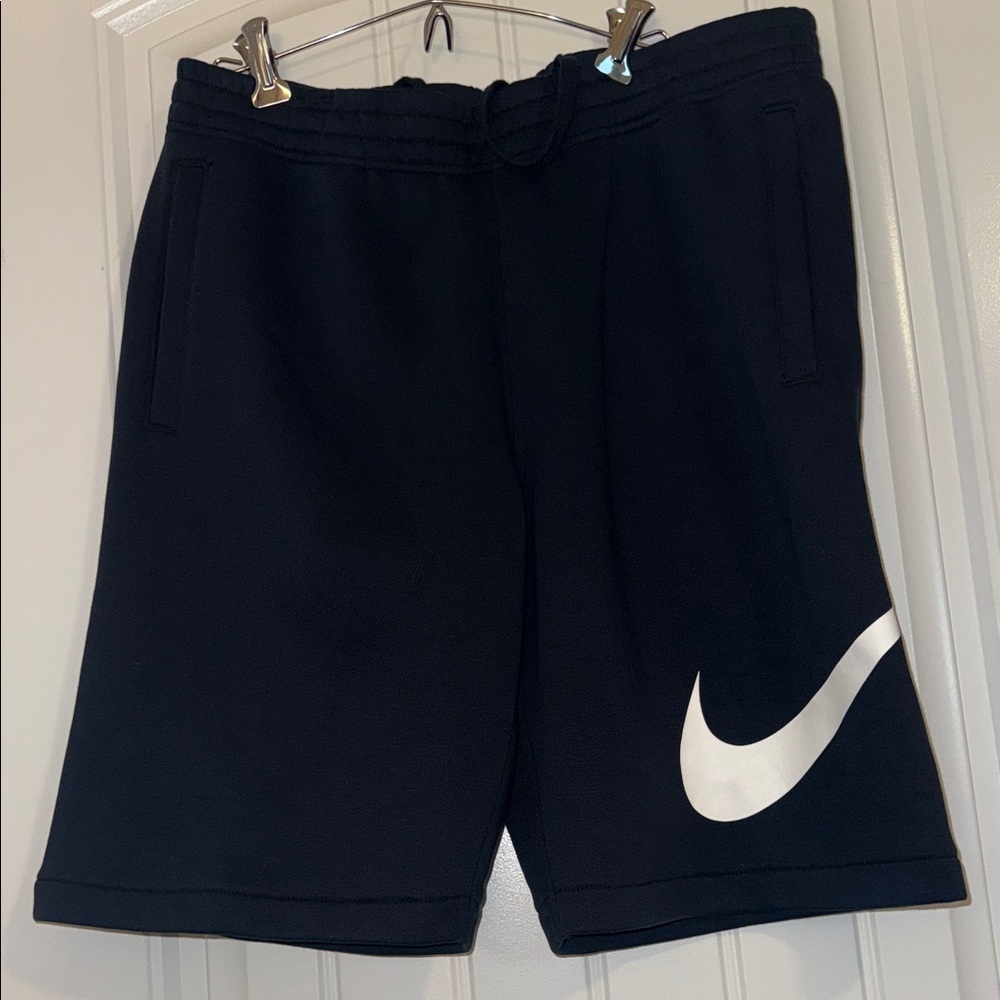Nike Black Men's Shorts with White Swoosh - Picture 4 of 8